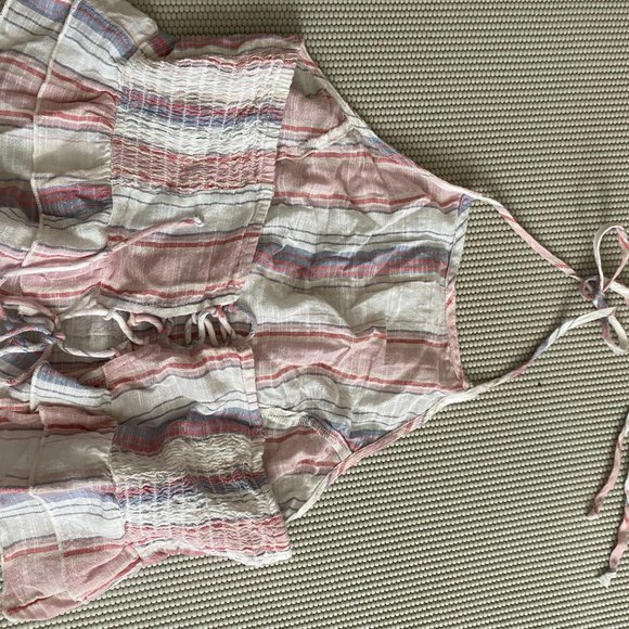 Halter Top - Picture 2 of 2